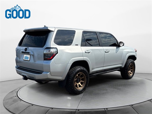 Used 2022 Toyota 4Runner SR5 Premium image 5