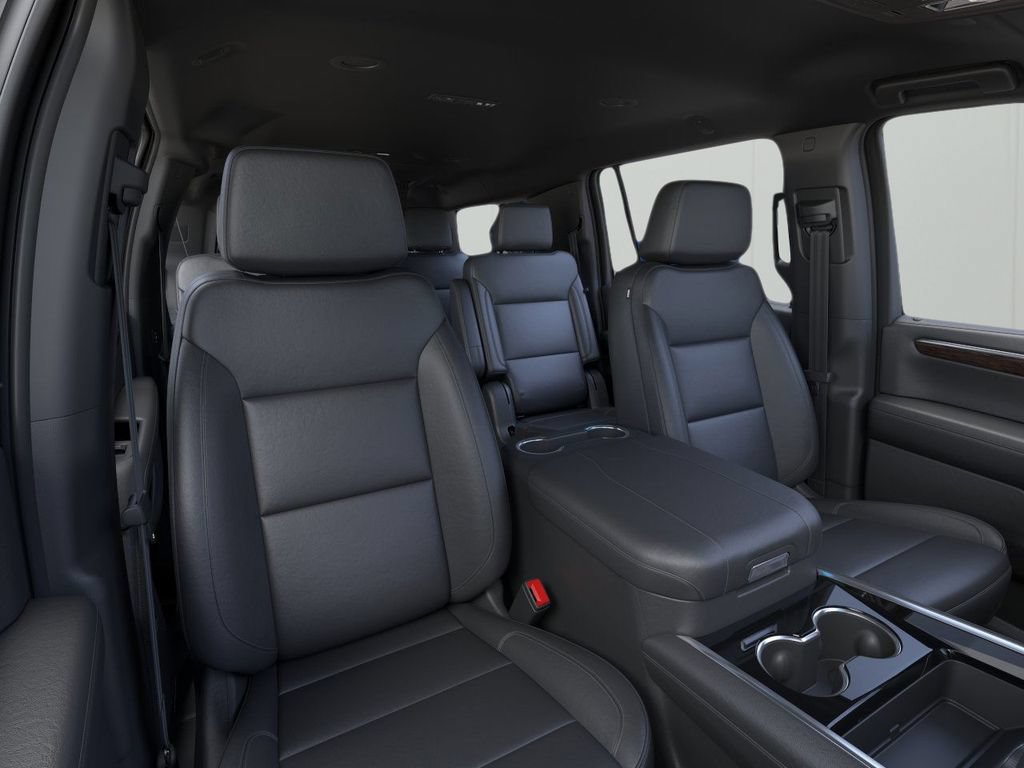 Used 2025 Chevrolet Suburban LT w/ Comfort Package RWD image 16
