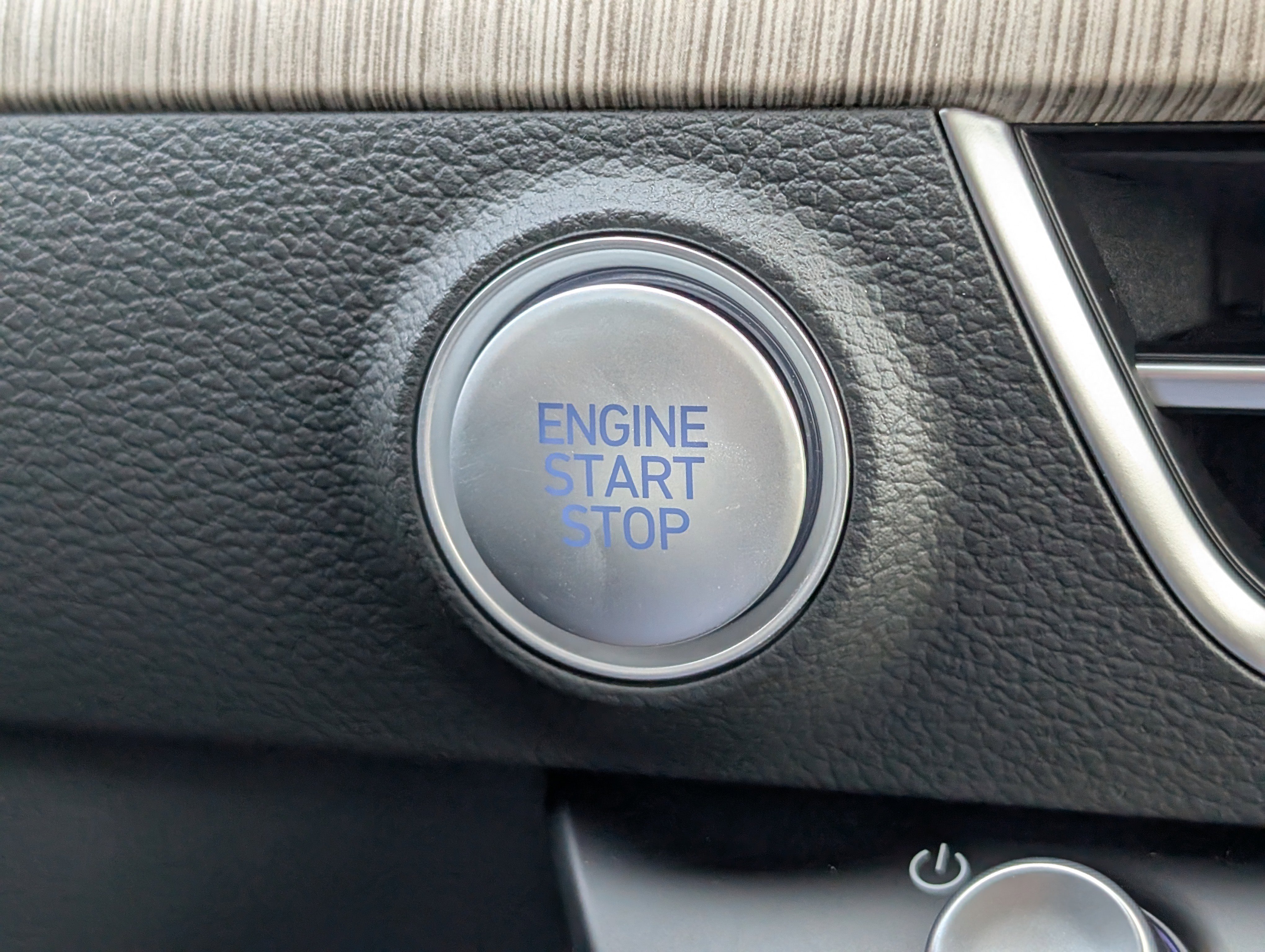 New 2025 Hyundai Sonata Limited image 25