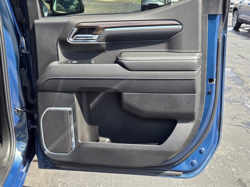 Certified 2024 Chevrolet Silverado 1500 LT AWD/4WD image 10