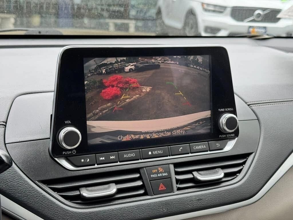 Used 2019 Nissan Altima 2.5 SV FWD image 29
