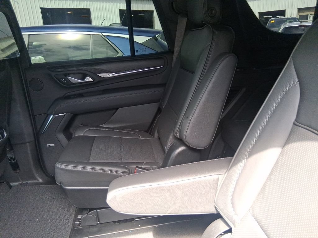 Used 2024 GMC Yukon Denali w/ Denali Reserve Package AWD/4WD image 14