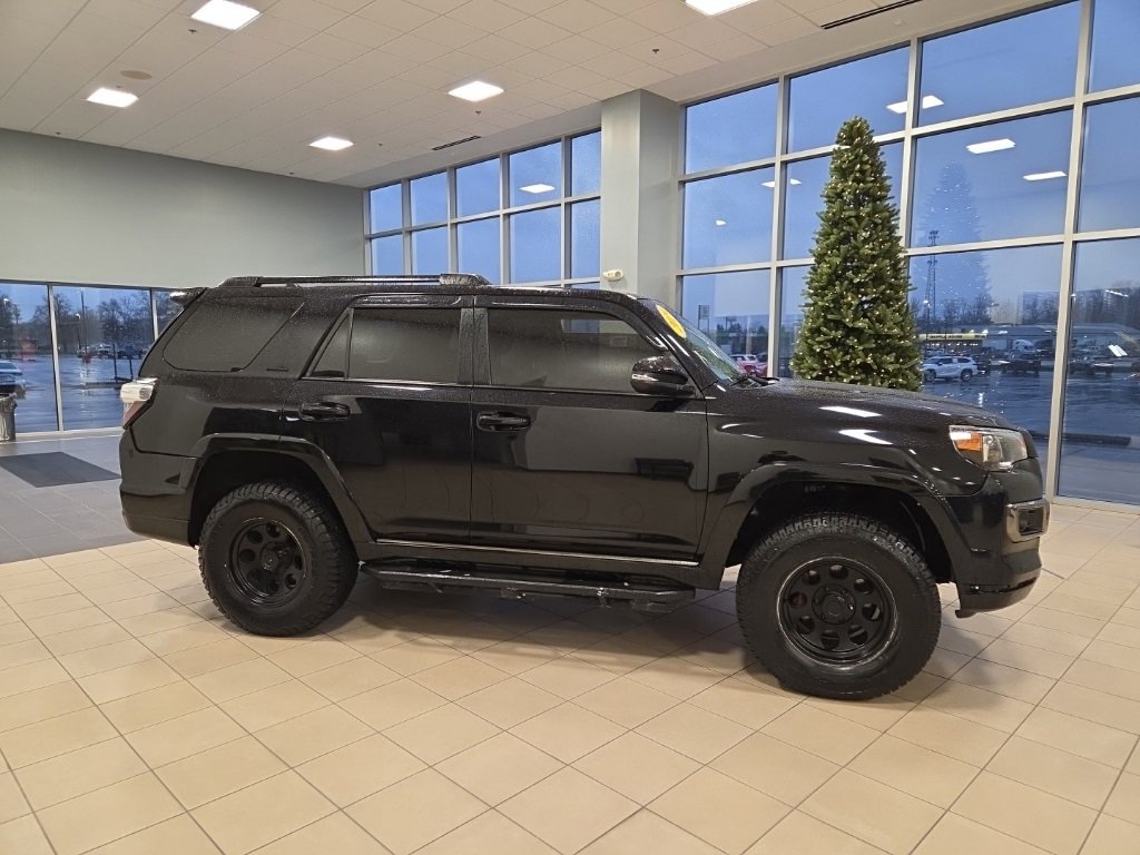 Used 2019 Toyota 4Runner Limited image 5
