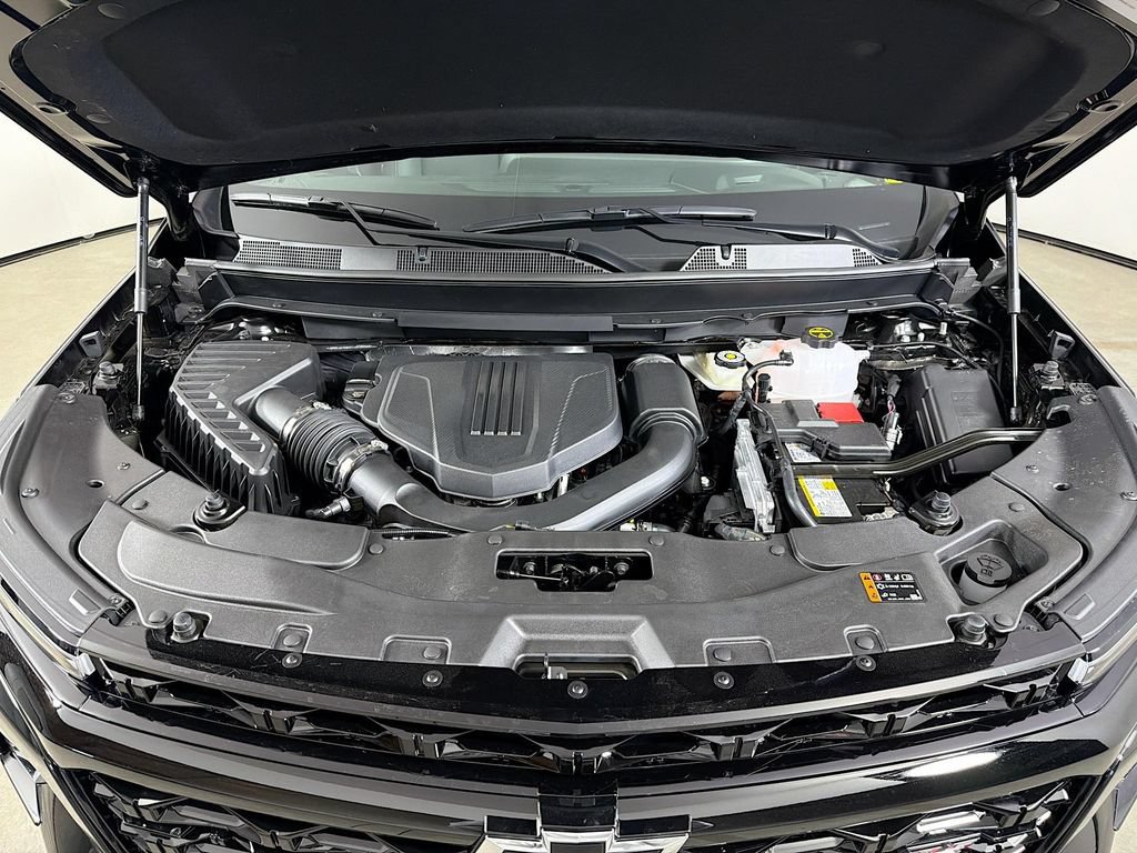 New 2026 Chevrolet Traverse RS w/ LPO, Floor Liner Package AWD/4WD image 27