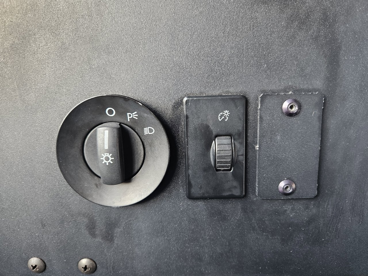 Used 2013 Ford E-350 and Econoline 350 Super Duty w/ Air Conditioning Prep Pkg image 29