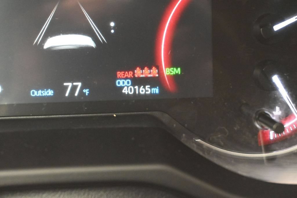 Used 2023 Toyota RAV4 XLE Premium AWD/4WD image 15