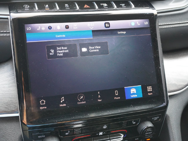 Used 2023 Jeep Grand Cherokee L Limited RWD image 34
