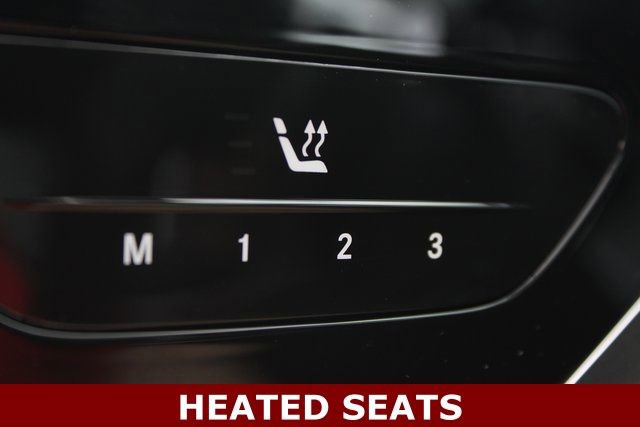 Used 2024 Mercedes-Benz C 300 4MATIC Sedan image 5