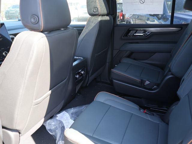 New 2026 GMC Yukon AT4 AWD/4WD image 12