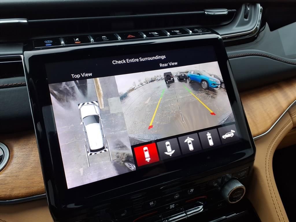 Certified 2022 Jeep Grand Cherokee Summit AWD/4WD image 18