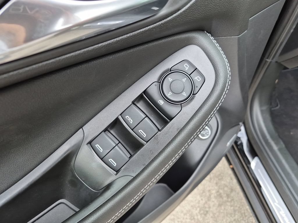 New 2026 Buick Encore GX Avenir w/ Avenir Technology Package FWD image 21