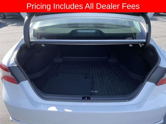 Used 2024 Toyota Camry SE AWD/4WD image 13