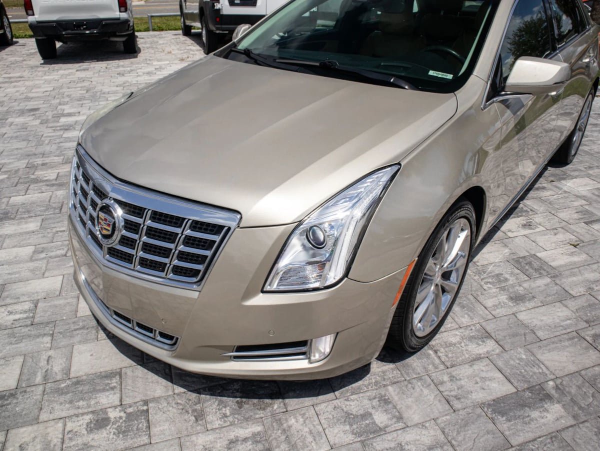Used 2013 Cadillac XTS Premium FWD image 12