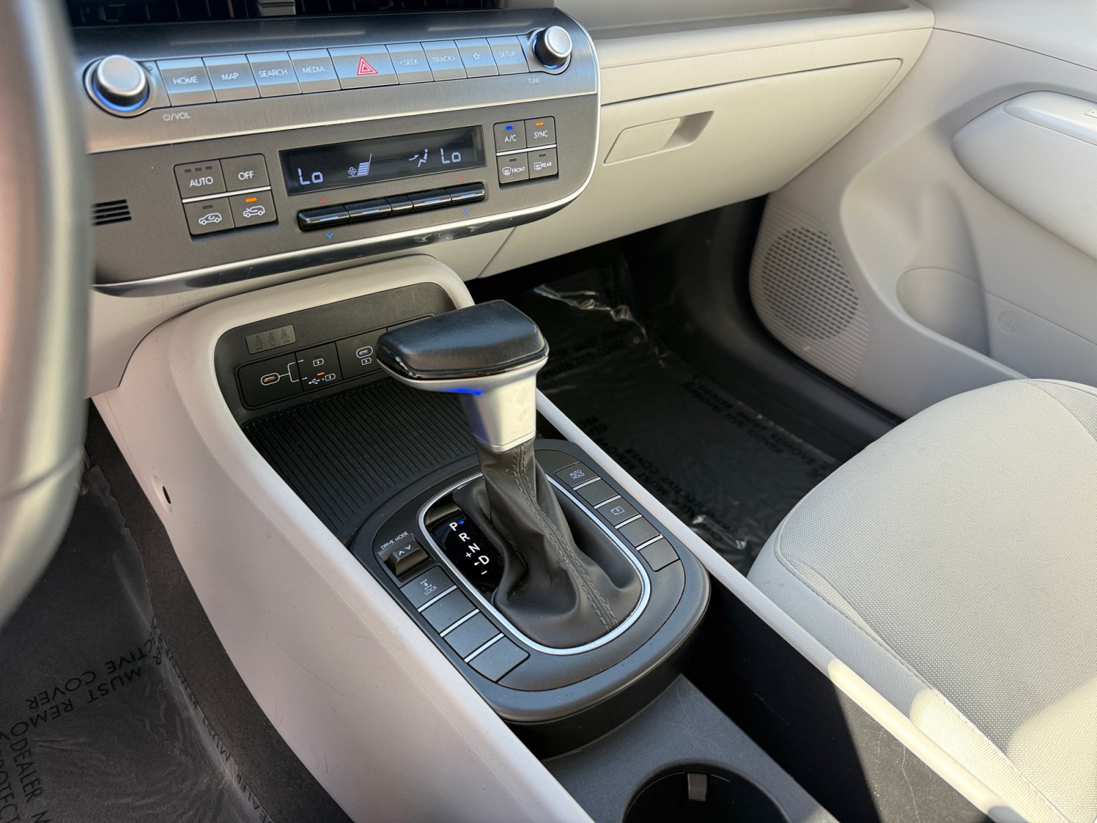 Used 2024 Hyundai Kona SEL AWD/4WD image 13