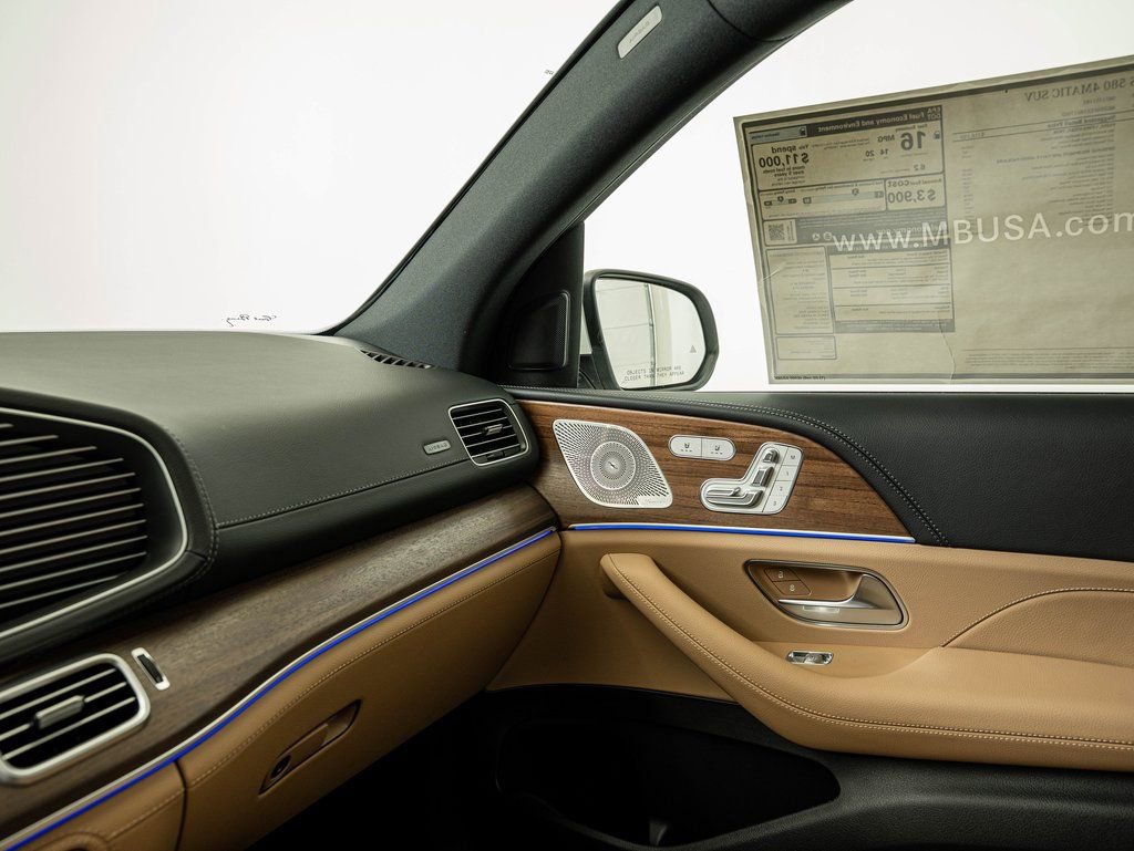 New 2026 Mercedes-Benz GLS 580 4MATIC image 30