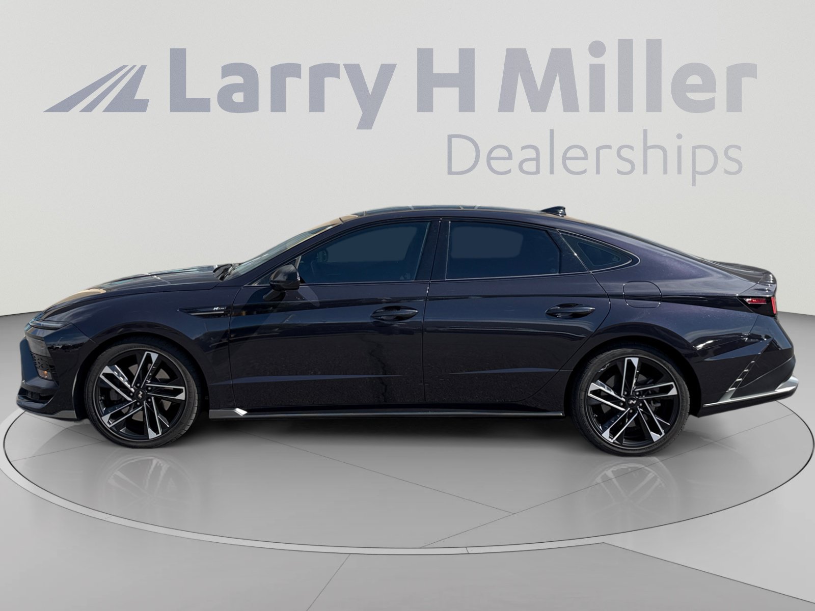 Used 2024 Hyundai Sonata N Line FWD image 2