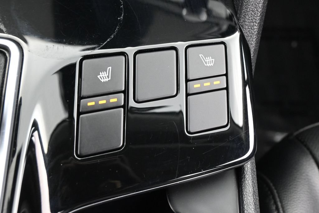 Used 2024 Kia Sportage EX FWD image 25