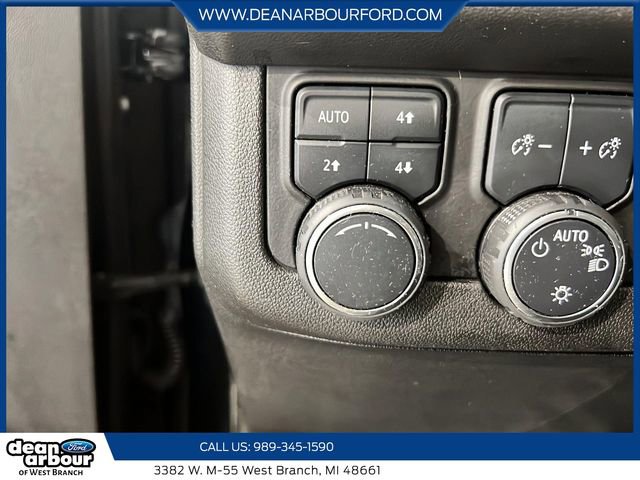 Used 2021 Chevrolet Suburban RST w/ Luxury Package AWD/4WD image 16