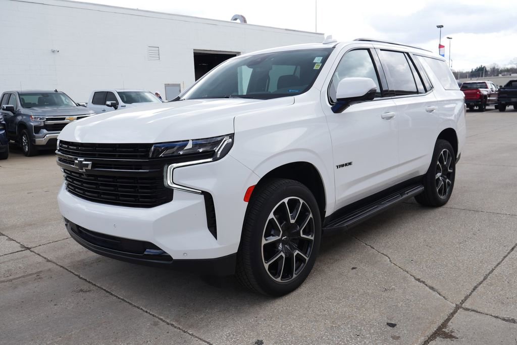 Used 2023 Chevrolet Tahoe RST w/ Luxury Package AWD/4WD image 4