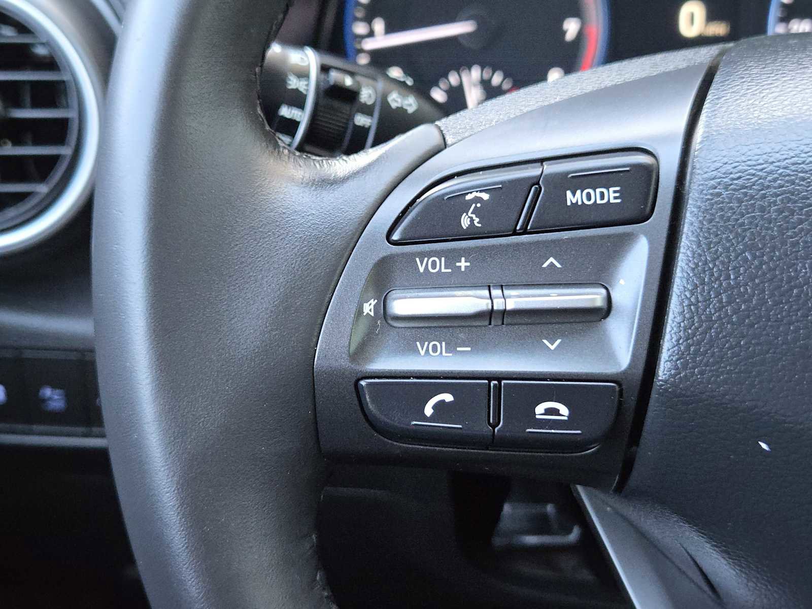 Used 2021 Hyundai Kona Ultimate FWD image 26