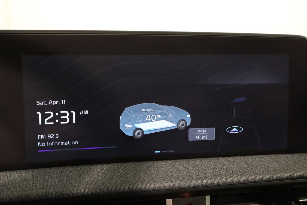 Used 2022 Kia EV6 Wind image 32