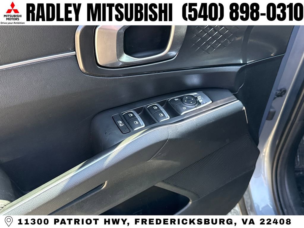 Used 2021 Kia Sorento S w/ Panoramic Sunroof Package image 5