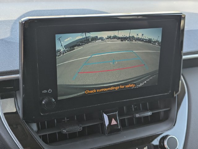 Used 2024 Toyota Corolla Cross LE FWD image 25