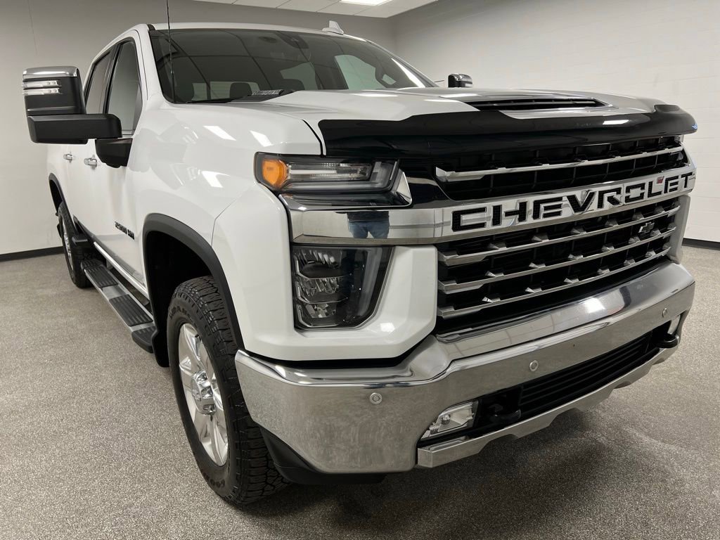 Used 2020 Chevrolet Silverado 2500 LTZ image 2