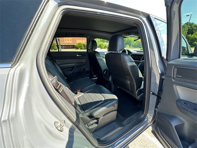 Used 2021 Volkswagen Atlas Cross Sport SEL Premium image 17