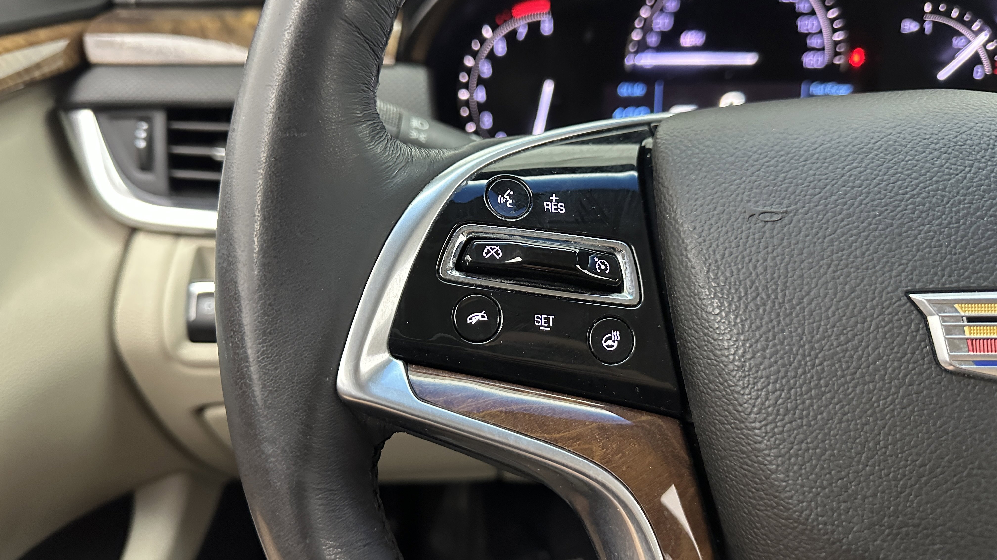 Used 2019 Cadillac XTS Luxury image 19