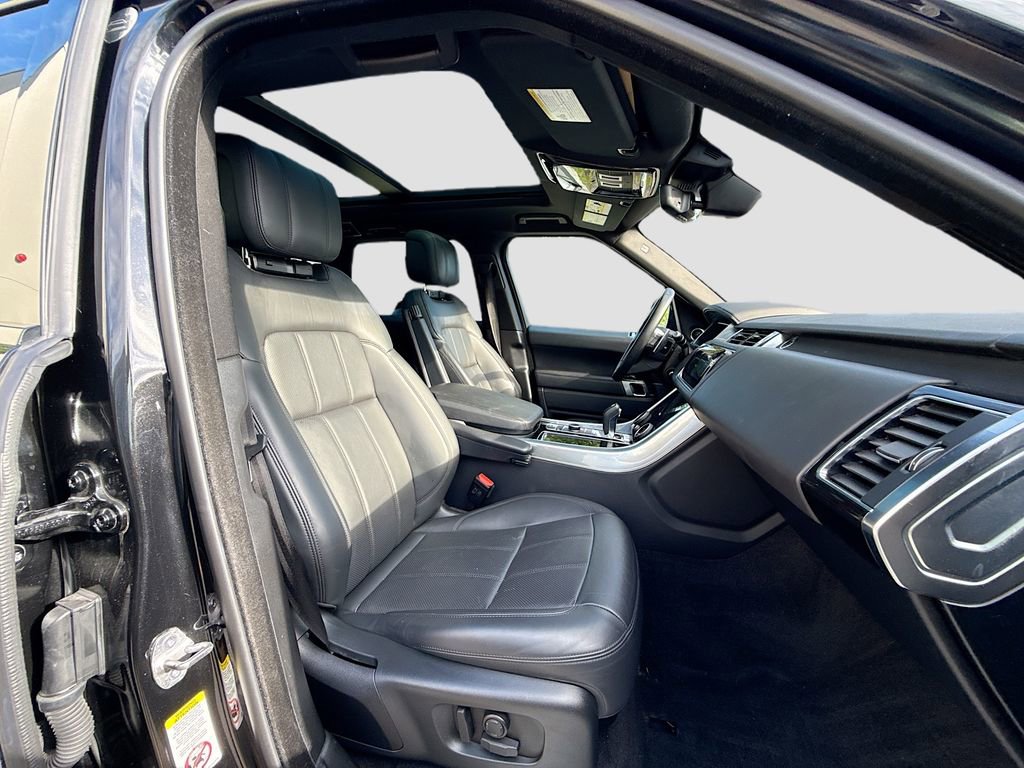 Used 2022 Land Rover Range Rover Sport HSE Dynamic image 29