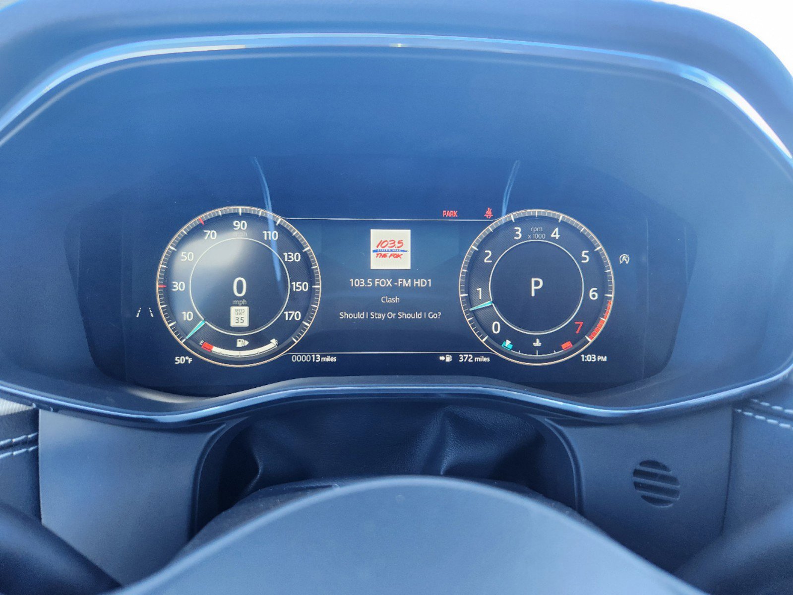 New 2025 Jaguar F-PACE R-Dynamic S image 9