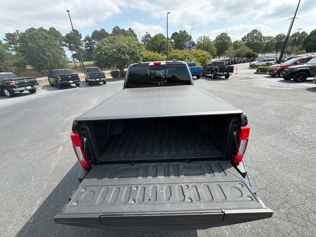 Used 2022 Ford F350 Lariat w/ Black Appearance Package AWD/4WD image 32