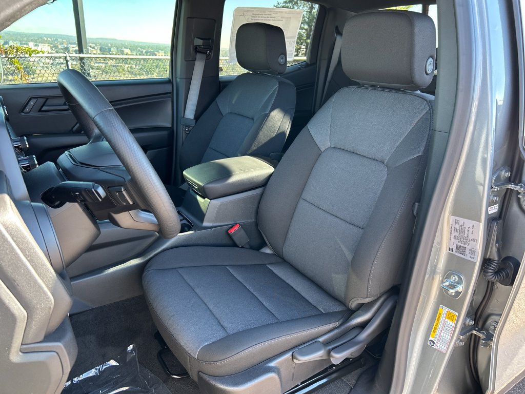 New 2026 Chevrolet Colorado Trail Boss AWD/4WD image 16