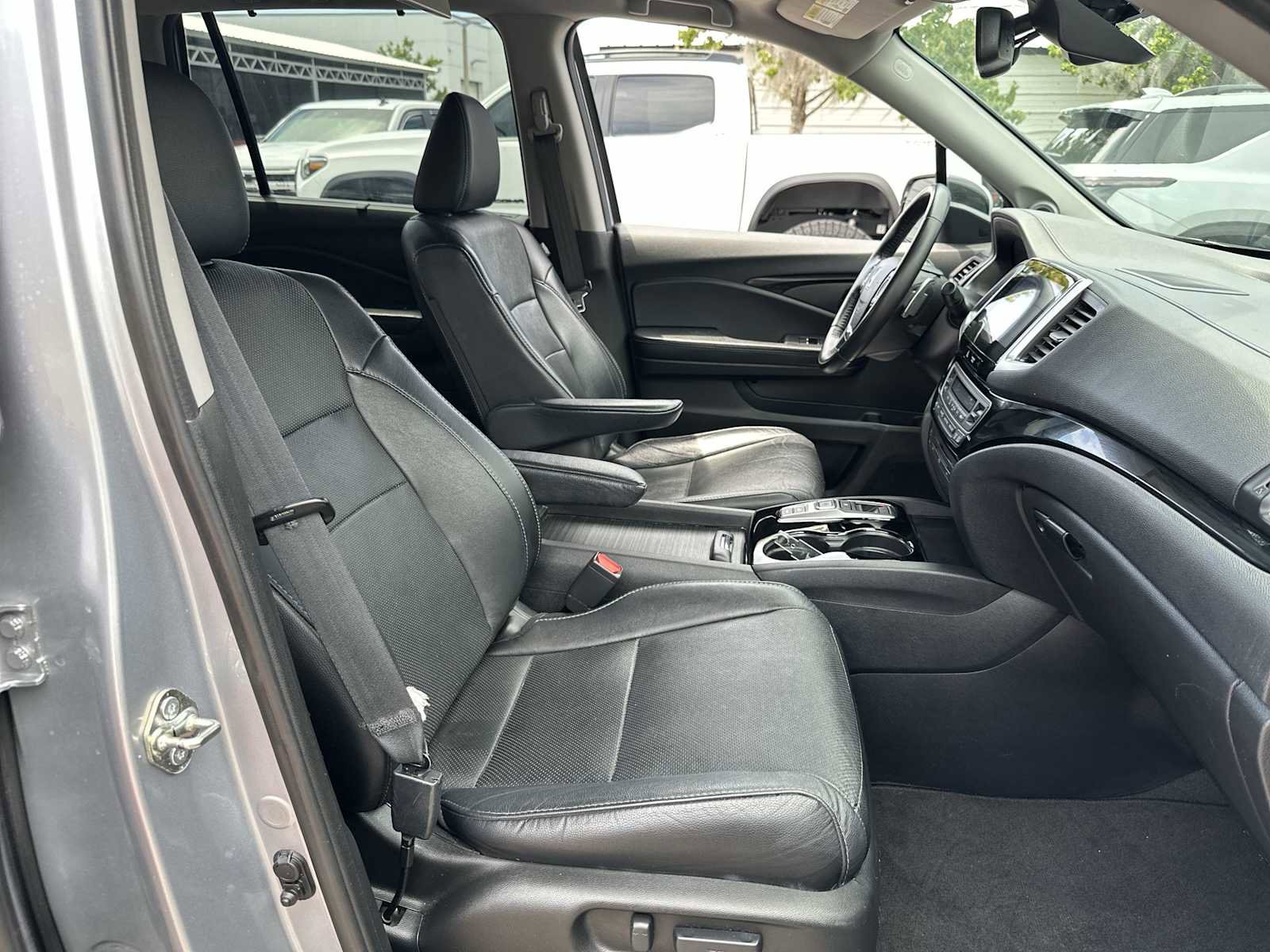 Used 2018 Honda Pilot Elite image 19