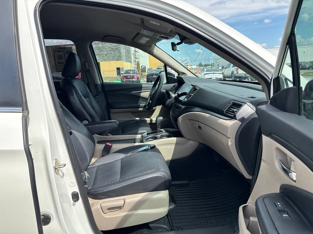 Used 2019 Honda Pilot EX image 40