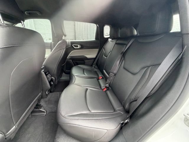 Used 2025 Jeep Compass Limited AWD/4WD image 22
