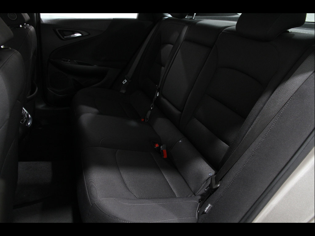 Used 2023 Chevrolet Malibu LT image 18