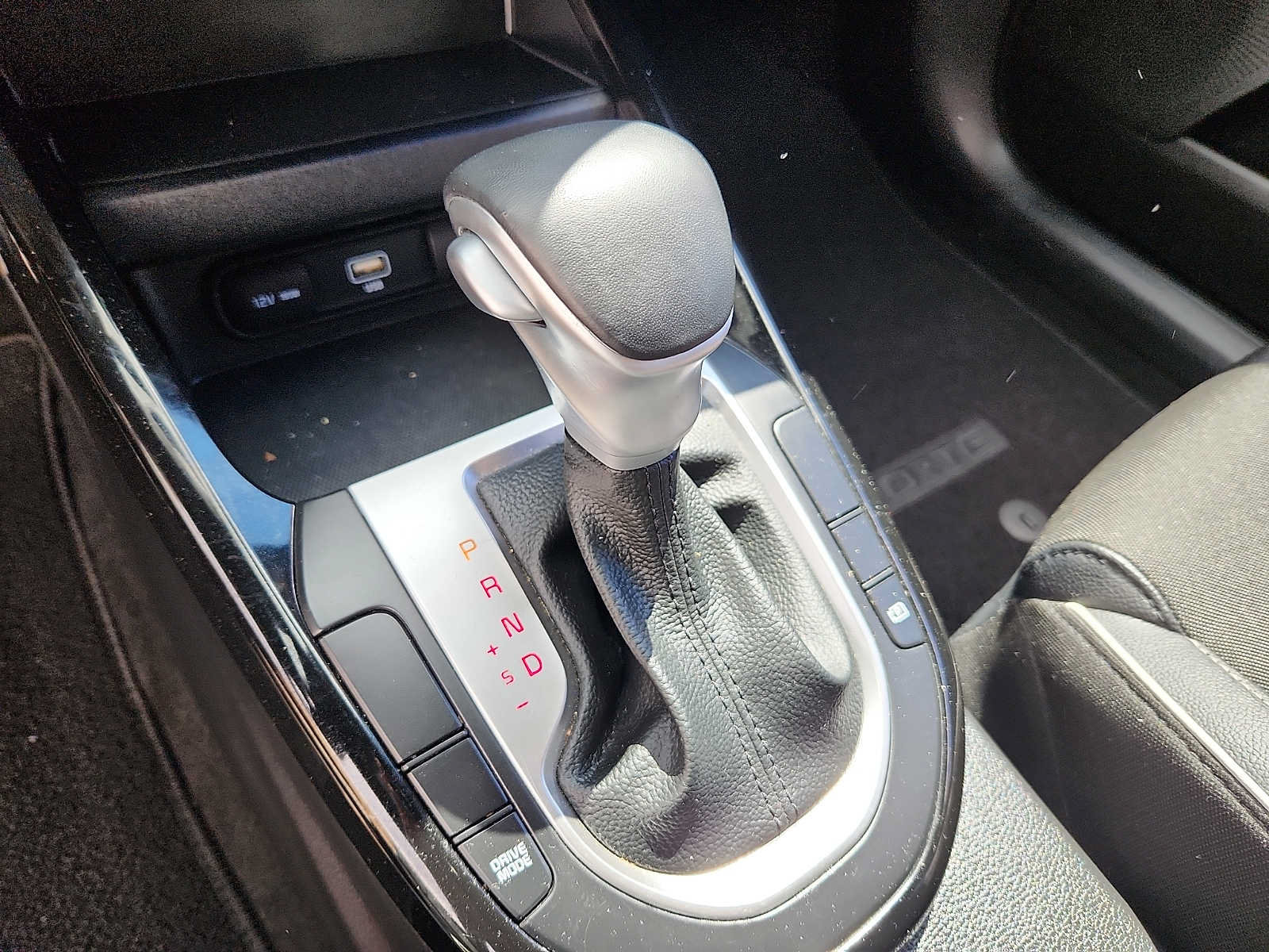 Used 2023 Kia Forte GT-Line FWD image 15