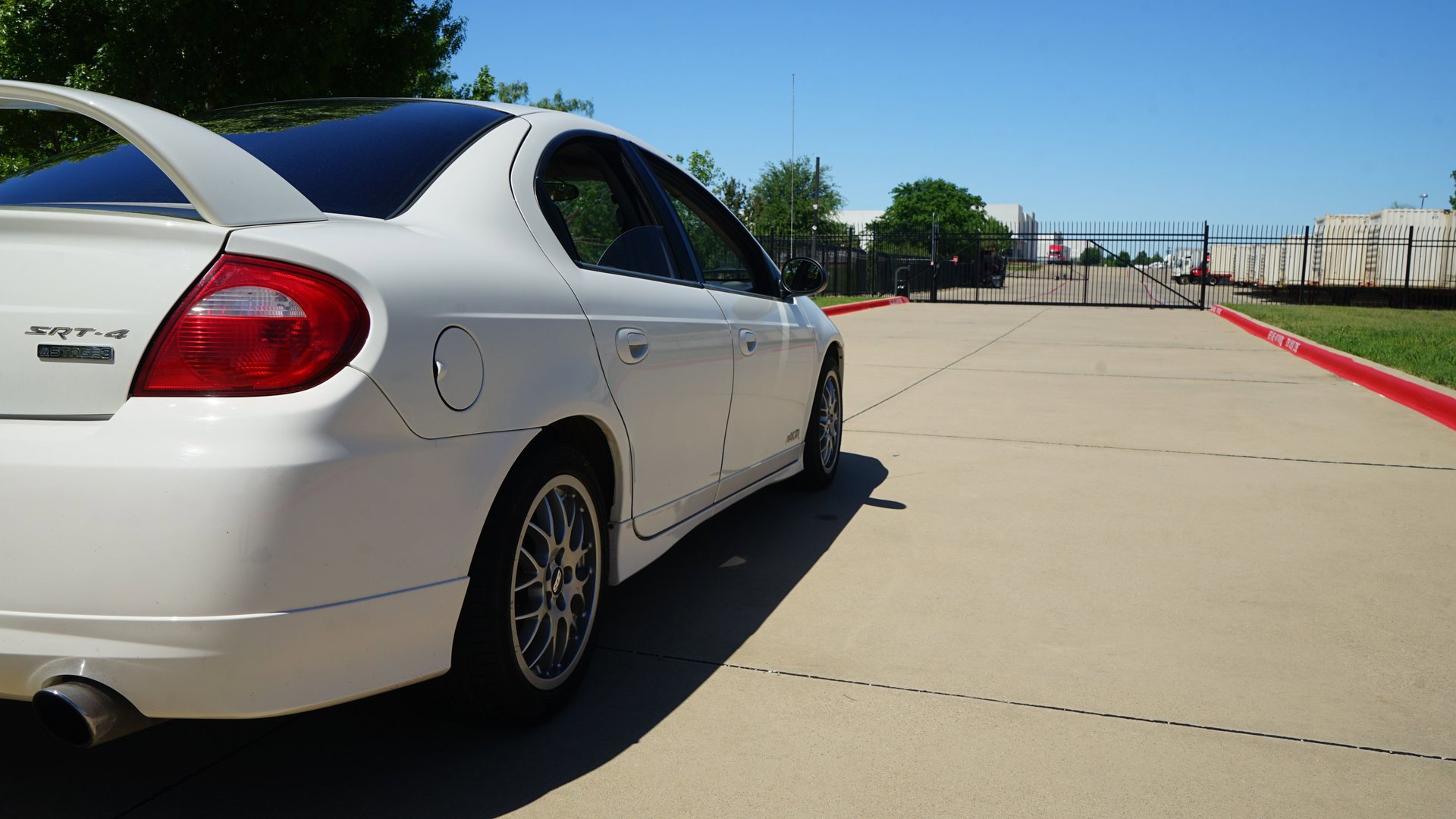 Used 2005 Dodge Neon w/ Competition Group image 31