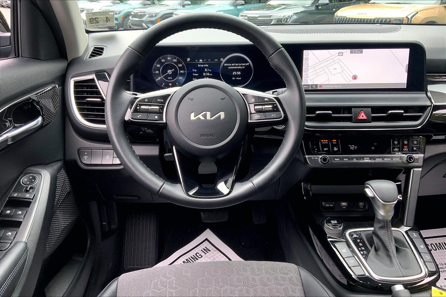 Used 2024 Kia Seltos S AWD/4WD image 7