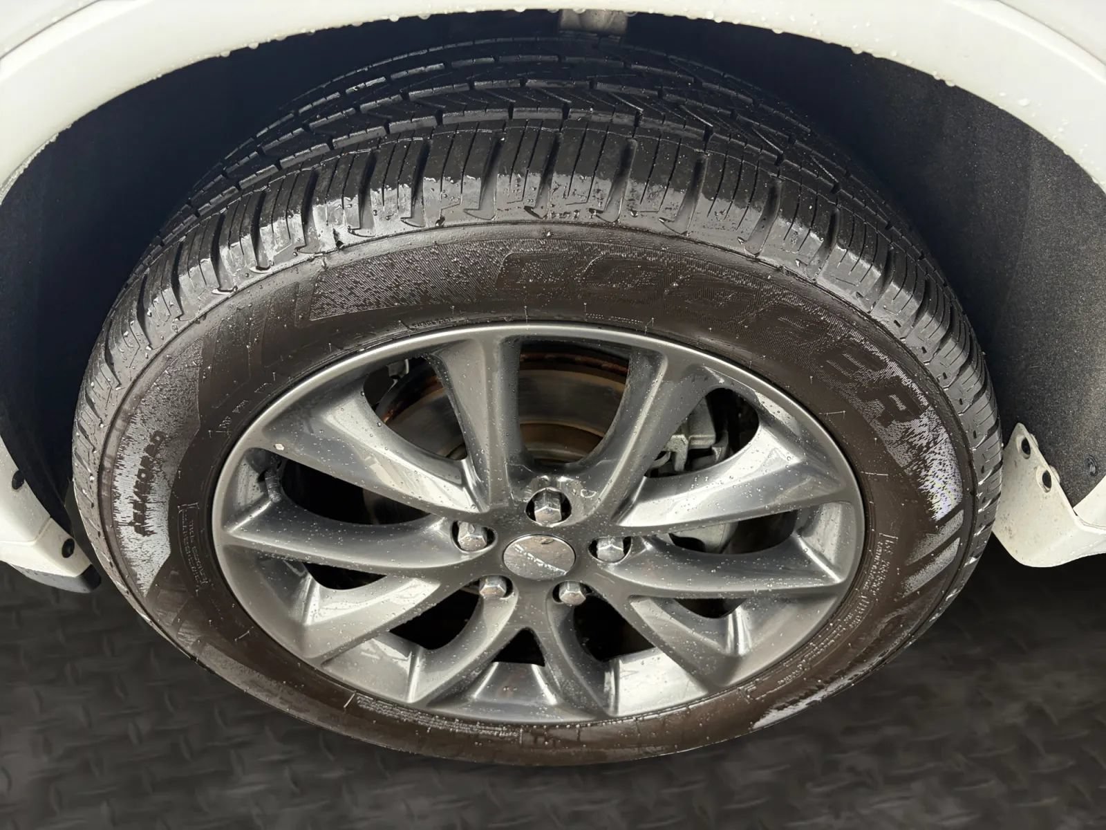 Used 2018 Dodge Durango GT w/ Premium Group AWD/4WD image 38