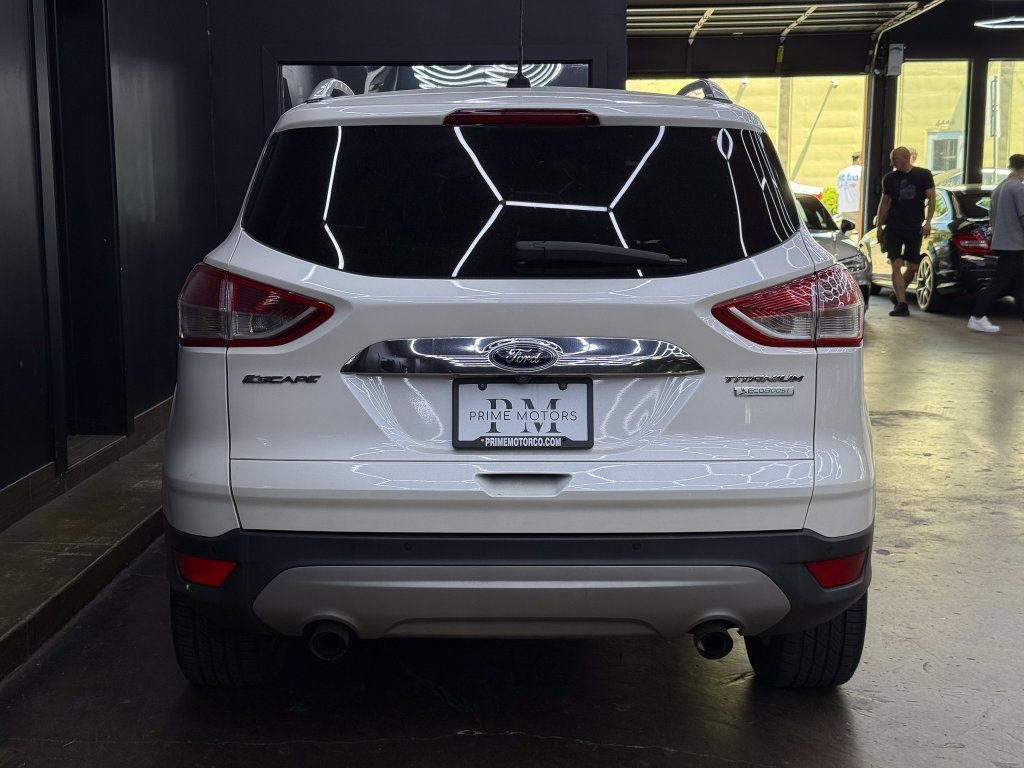 Used 2016 Ford Escape Titanium FWD image 8