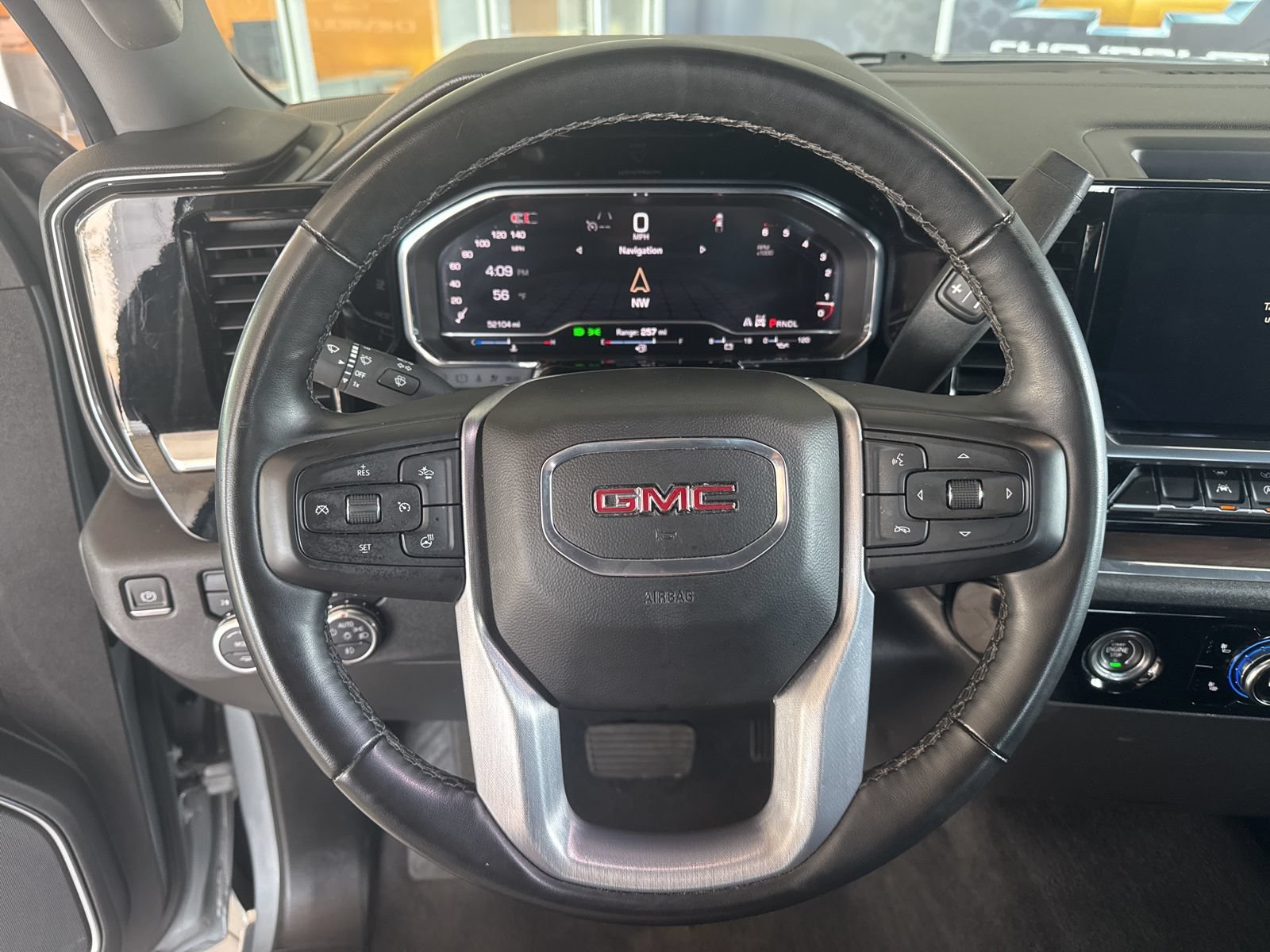 Used 2024 GMC Sierra 1500 SLT AWD/4WD image 26