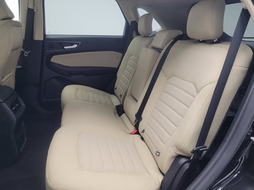 Used 2024 Ford Edge SE image 18