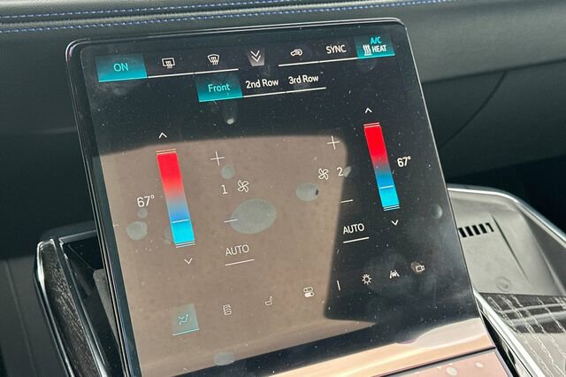 New 2025 Cadillac Escalade IQ Sport 1 w/ LPO, ONYX Package image 21