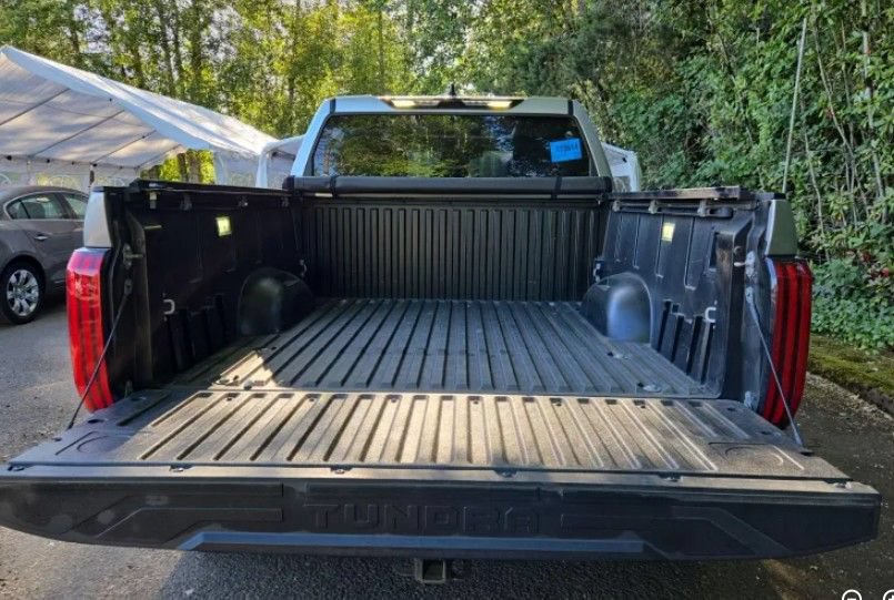 Used 2023 Toyota Tundra Limited w/ Power Package AWD/4WD image 12