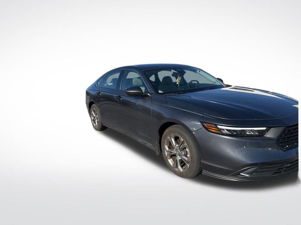 Certified 2023 Honda Accord EX image 13
