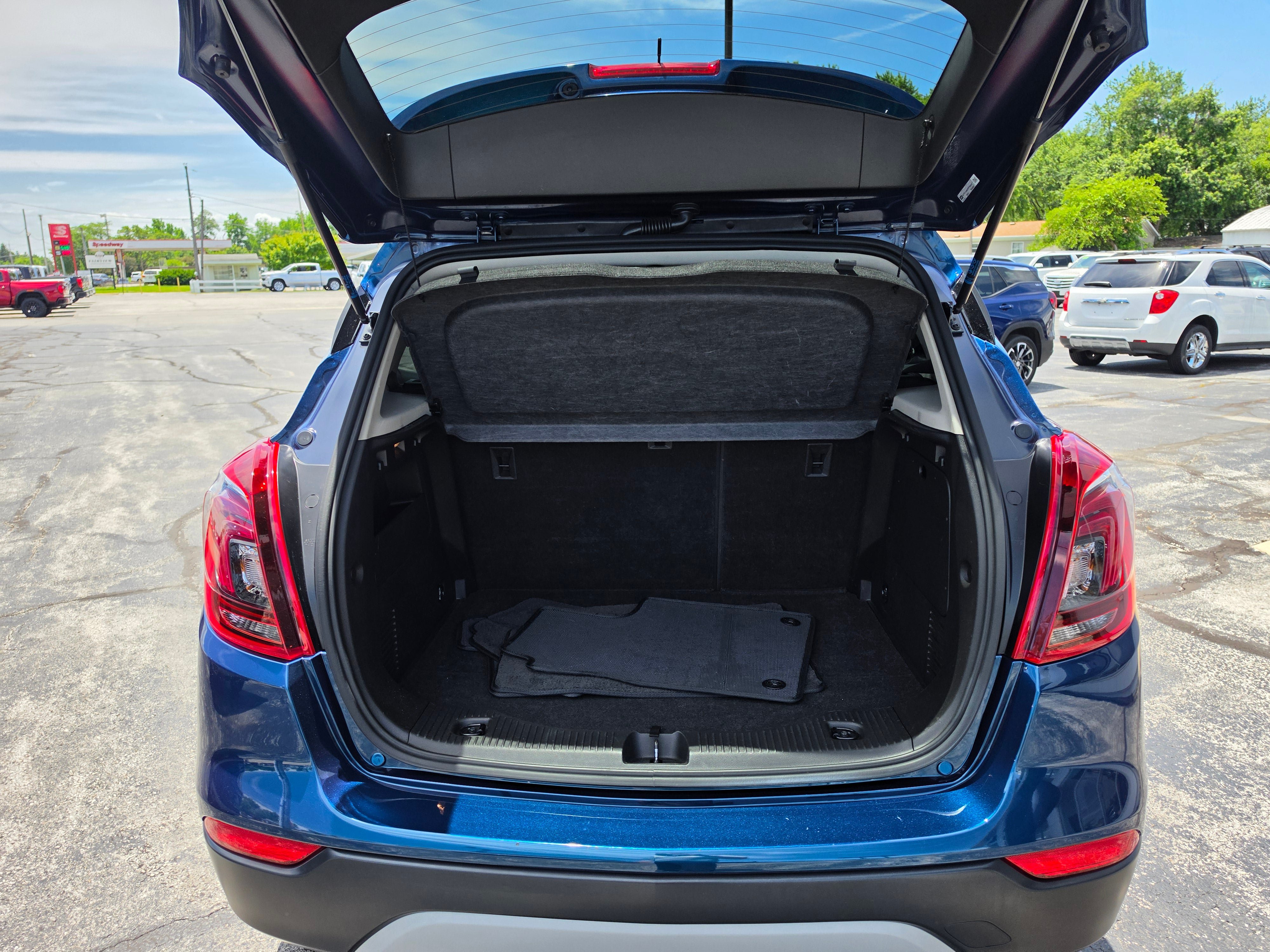Used 2019 Buick Encore Sport Touring w/ Safety Package FWD image 6