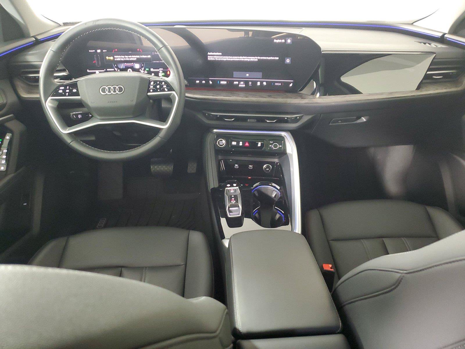 Certified 2025 Audi Q5 Premium w/ Convenience Package AWD/4WD image 15